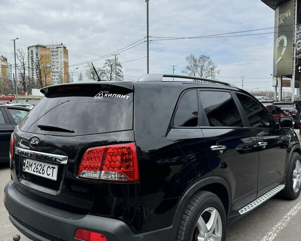 Черный Киа Соренто, объемом двигателя 2.2 л и пробегом 240 тыс. км за 15000 $, фото 2 на Automoto.ua