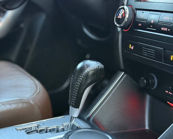 Чорний Кіа Соренто, об'ємом двигуна 2.2 л та пробігом 266 тис. км за 12850 $, фото 39 на Automoto.ua