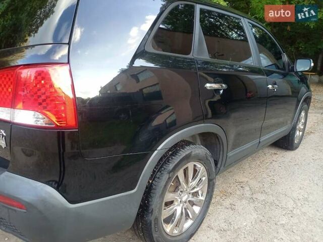 Чорний Кіа Соренто, об'ємом двигуна 2.4 л та пробігом 270 тис. км за 12000 $, фото 22 на Automoto.ua