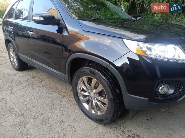 Чорний Кіа Соренто, об'ємом двигуна 2.4 л та пробігом 270 тис. км за 12000 $, фото 18 на Automoto.ua