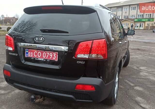 Черный Киа Соренто, объемом двигателя 2.2 л и пробегом 234 тыс. км за 12100 $, фото 11 на Automoto.ua