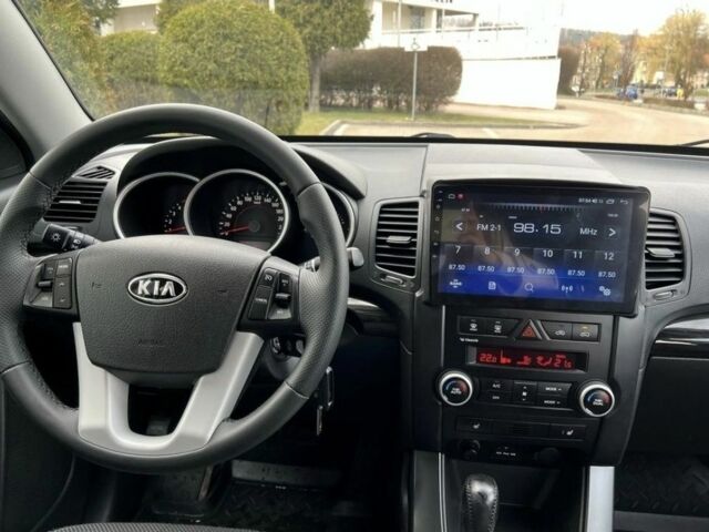 Черный Киа Соренто, объемом двигателя 2.2 л и пробегом 166 тыс. км за 4300 $, фото 7 на Automoto.ua