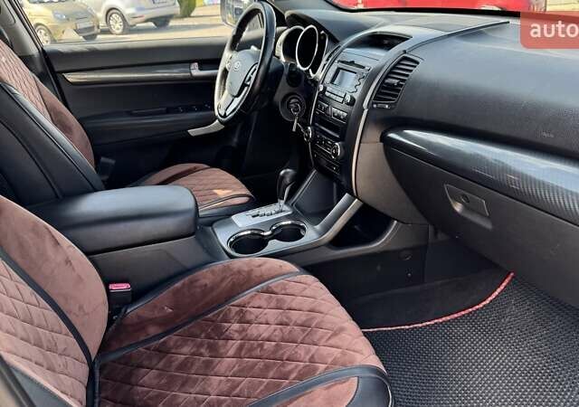 Черный Киа Соренто, объемом двигателя 2.2 л и пробегом 248 тыс. км за 12300 $, фото 15 на Automoto.ua