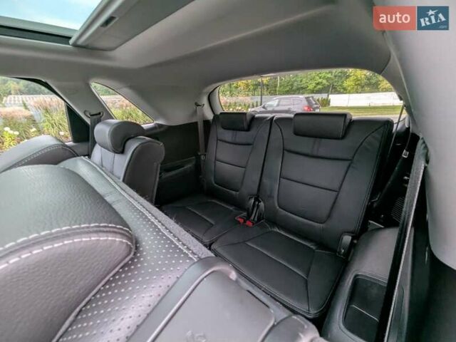 Черный Киа Соренто, объемом двигателя 2.2 л и пробегом 250 тыс. км за 12950 $, фото 42 на Automoto.ua