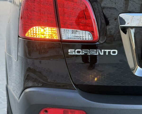 Чорний Кіа Соренто, об'ємом двигуна 2.2 л та пробігом 266 тис. км за 12850 $, фото 73 на Automoto.ua