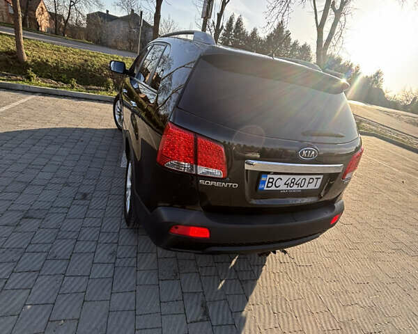 Черный Киа Соренто, объемом двигателя 2.2 л и пробегом 279 тыс. км за 11900 $, фото 27 на Automoto.ua