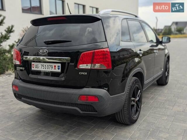 Черный Киа Соренто, объемом двигателя 2.2 л и пробегом 250 тыс. км за 12950 $, фото 10 на Automoto.ua