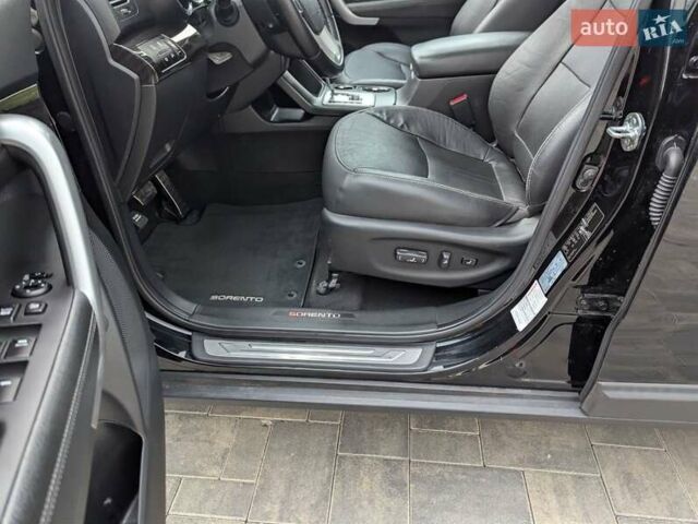 Черный Киа Соренто, объемом двигателя 2.2 л и пробегом 250 тыс. км за 12950 $, фото 28 на Automoto.ua