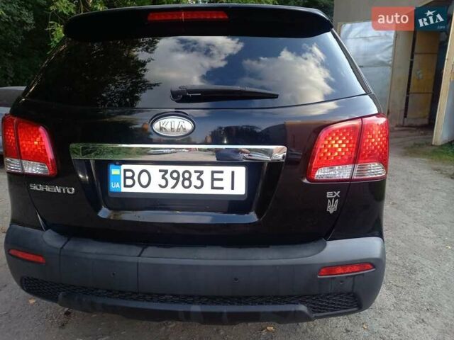 Чорний Кіа Соренто, об'ємом двигуна 2.4 л та пробігом 270 тис. км за 12000 $, фото 20 на Automoto.ua