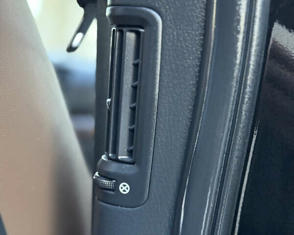 Чорний Кіа Соренто, об'ємом двигуна 2.2 л та пробігом 266 тис. км за 12850 $, фото 55 на Automoto.ua