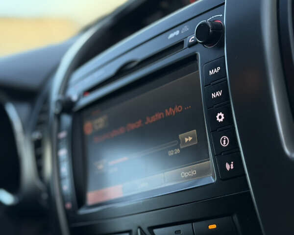 Чорний Кіа Соренто, об'ємом двигуна 2.2 л та пробігом 266 тис. км за 12850 $, фото 33 на Automoto.ua