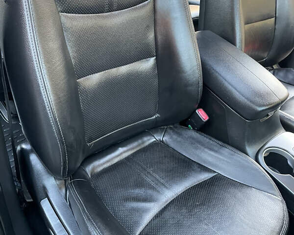 Черный Киа Соренто, объемом двигателя 2.2 л и пробегом 197 тыс. км за 12499 $, фото 50 на Automoto.ua