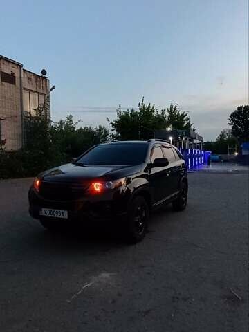 Чорний Кіа Соренто, об'ємом двигуна 2.2 л та пробігом 200 тис. км за 17000 $, фото 3 на Automoto.ua