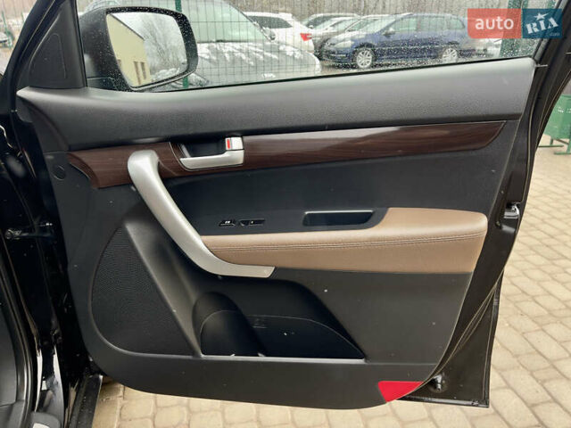 Черный Киа Соренто, объемом двигателя 2.2 л и пробегом 153 тыс. км за 13999 $, фото 38 на Automoto.ua