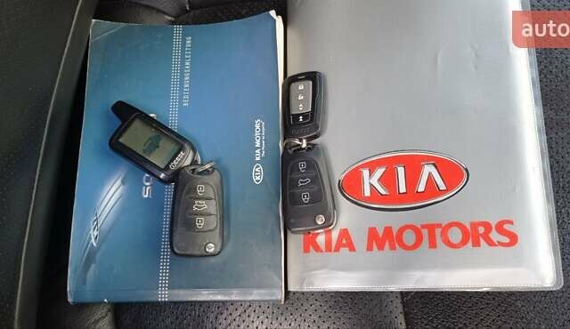 Черный Киа Соренто, объемом двигателя 2.2 л и пробегом 277 тыс. км за 11200 $, фото 22 на Automoto.ua
