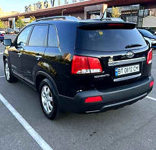 Черный Киа Соренто, объемом двигателя 2.4 л и пробегом 236 тыс. км за 10999 $, фото 3 на Automoto.ua