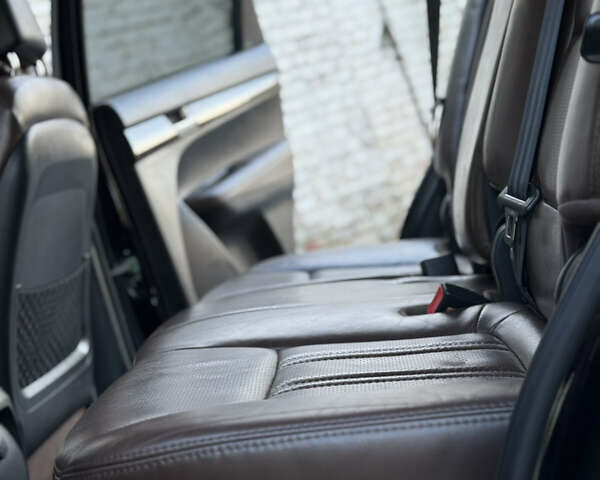 Чорний Кіа Соренто, об'ємом двигуна 2.2 л та пробігом 266 тис. км за 12850 $, фото 61 на Automoto.ua