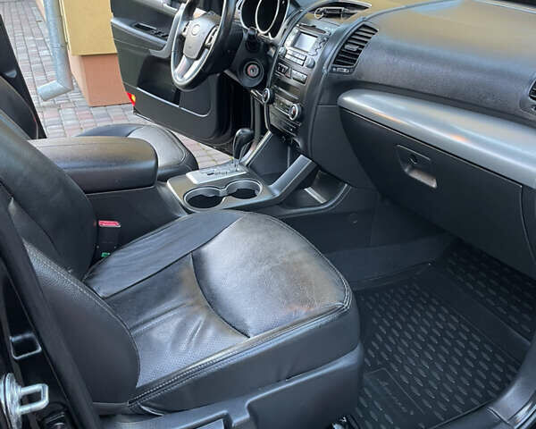 Черный Киа Соренто, объемом двигателя 2.2 л и пробегом 197 тыс. км за 12499 $, фото 36 на Automoto.ua