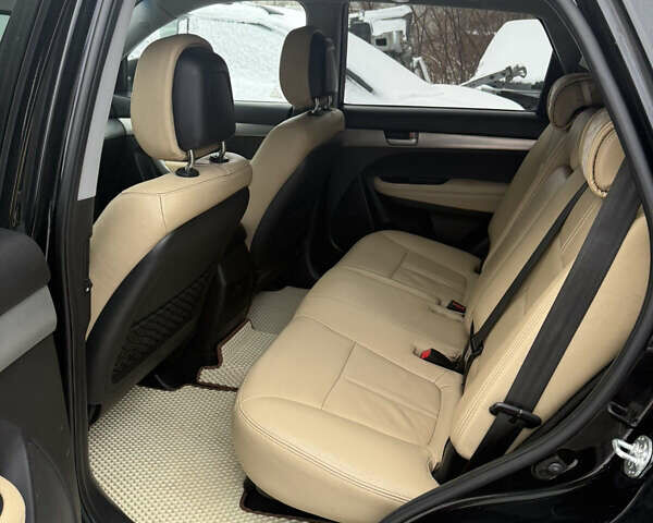 Чорний Кіа Соренто, об'ємом двигуна 2.2 л та пробігом 184 тис. км за 11900 $, фото 24 на Automoto.ua