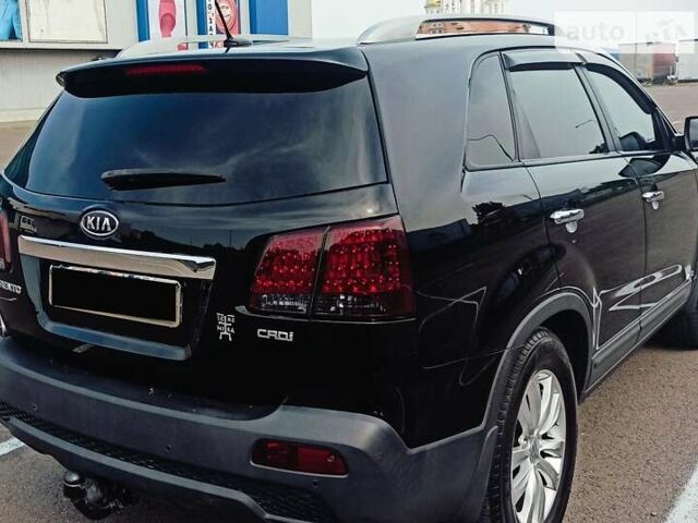 Черный Киа Соренто, объемом двигателя 2.2 л и пробегом 242 тыс. км за 15900 $, фото 5 на Automoto.ua