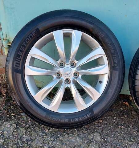 Черный Киа Соренто, объемом двигателя 2.2 л и пробегом 254 тыс. км за 13900 $, фото 43 на Automoto.ua