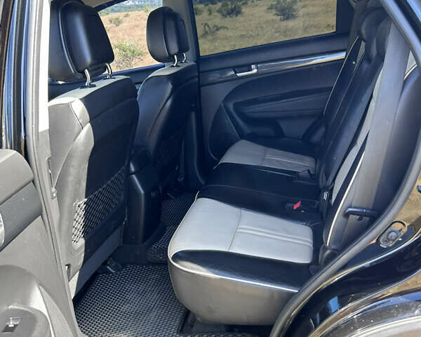 Черный Киа Соренто, объемом двигателя 2.2 л и пробегом 255 тыс. км за 11500 $, фото 18 на Automoto.ua