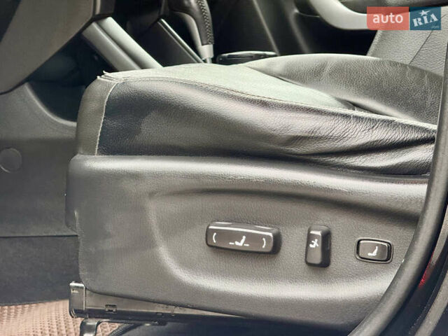 Черный Киа Соренто, объемом двигателя 2.2 л и пробегом 271 тыс. км за 12800 $, фото 16 на Automoto.ua