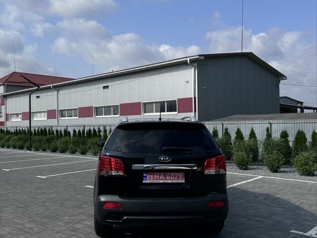 Чорний Кіа Соренто, об'ємом двигуна 2.2 л та пробігом 270 тис. км за 13500 $, фото 4 на Automoto.ua