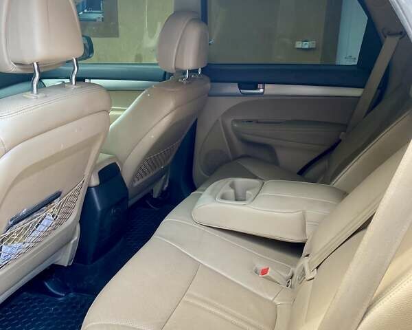 Чорний Кіа Соренто, об'ємом двигуна 2.2 л та пробігом 283 тис. км за 13500 $, фото 10 на Automoto.ua