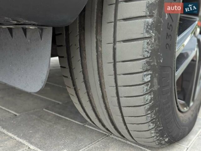 Черный Киа Соренто, объемом двигателя 2.2 л и пробегом 250 тыс. км за 12950 $, фото 17 на Automoto.ua