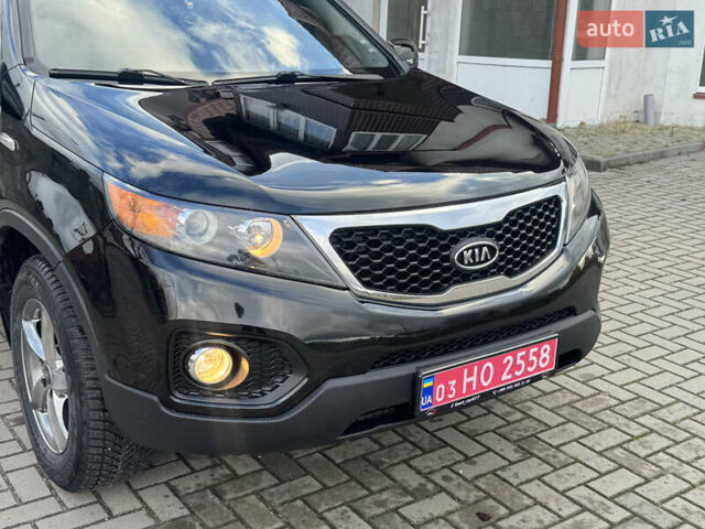 Черный Киа Соренто, объемом двигателя 2.2 л и пробегом 247 тыс. км за 11750 $, фото 16 на Automoto.ua