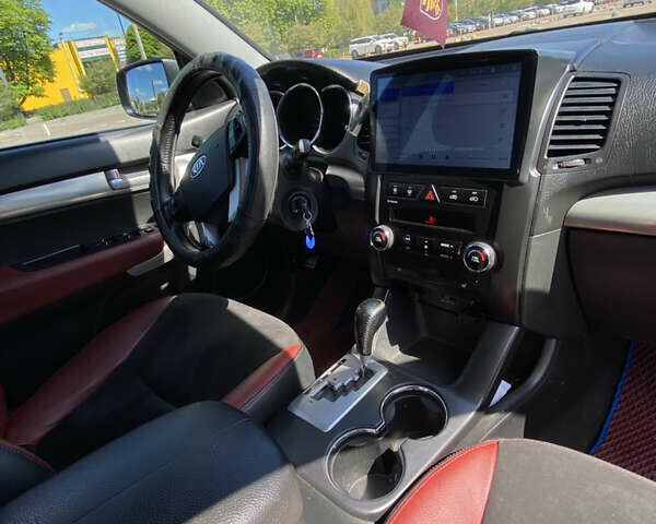 Черный Киа Соренто, объемом двигателя 2.2 л и пробегом 210 тыс. км за 12950 $, фото 32 на Automoto.ua