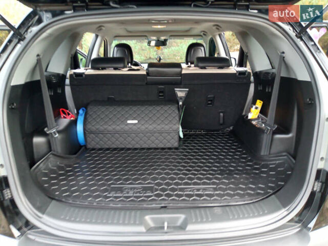Черный Киа Соренто, объемом двигателя 2.2 л и пробегом 123 тыс. км за 13800 $, фото 5 на Automoto.ua