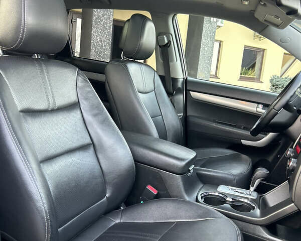 Черный Киа Соренто, объемом двигателя 2.2 л и пробегом 215 тыс. км за 13700 $, фото 84 на Automoto.ua