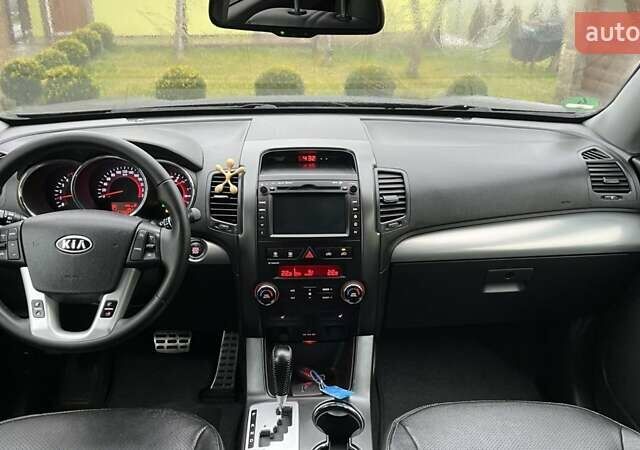 Черный Киа Соренто, объемом двигателя 2.2 л и пробегом 173 тыс. км за 13448 $, фото 46 на Automoto.ua