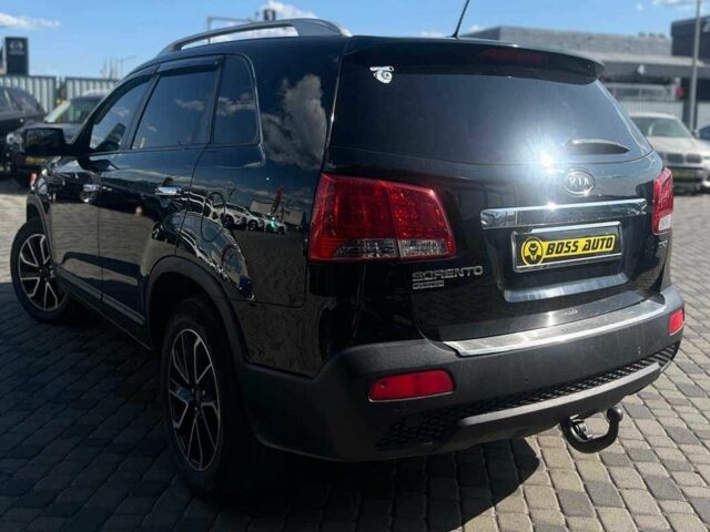 Чорний Кіа Соренто, об'ємом двигуна 2.2 л та пробігом 255 тис. км за 14500 $, фото 4 на Automoto.ua