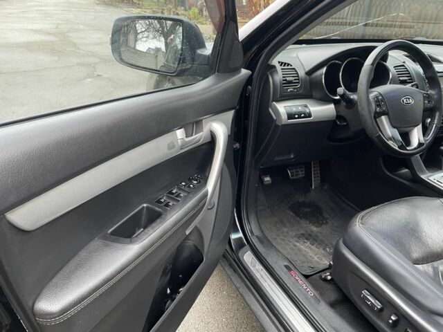 Черный Киа Соренто, объемом двигателя 2.2 л и пробегом 247 тыс. км за 11999 $, фото 10 на Automoto.ua