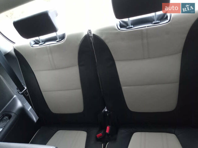 Черный Киа Соренто, объемом двигателя 2.2 л и пробегом 123 тыс. км за 13800 $, фото 8 на Automoto.ua