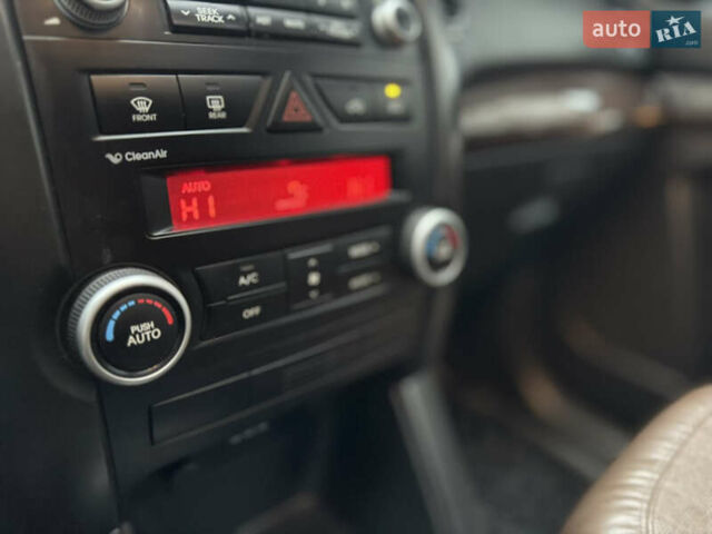 Чорний Кіа Соренто, об'ємом двигуна 2.2 л та пробігом 215 тис. км за 13150 $, фото 30 на Automoto.ua