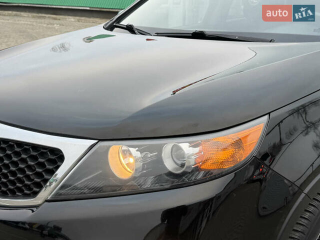 Чорний Кіа Соренто, об'ємом двигуна 2.2 л та пробігом 247 тис. км за 11250 $, фото 18 на Automoto.ua