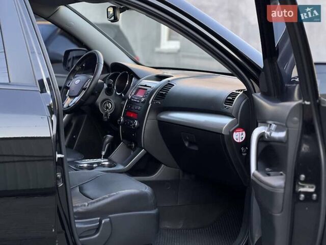 Черный Киа Соренто, объемом двигателя 2.4 л и пробегом 186 тыс. км за 13800 $, фото 41 на Automoto.ua