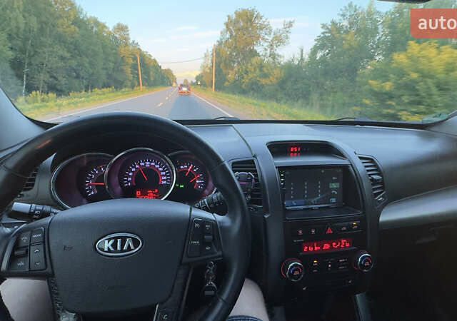 Черный Киа Соренто, объемом двигателя 2.2 л и пробегом 283 тыс. км за 13700 $, фото 4 на Automoto.ua