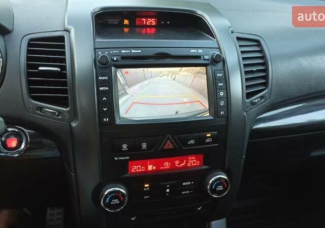 Черный Киа Соренто, объемом двигателя 2.2 л и пробегом 243 тыс. км за 14200 $, фото 16 на Automoto.ua