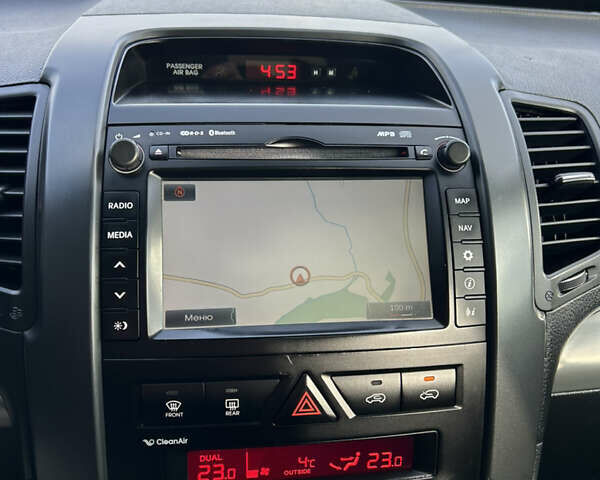 Черный Киа Соренто, объемом двигателя 2.2 л и пробегом 215 тыс. км за 13700 $, фото 62 на Automoto.ua