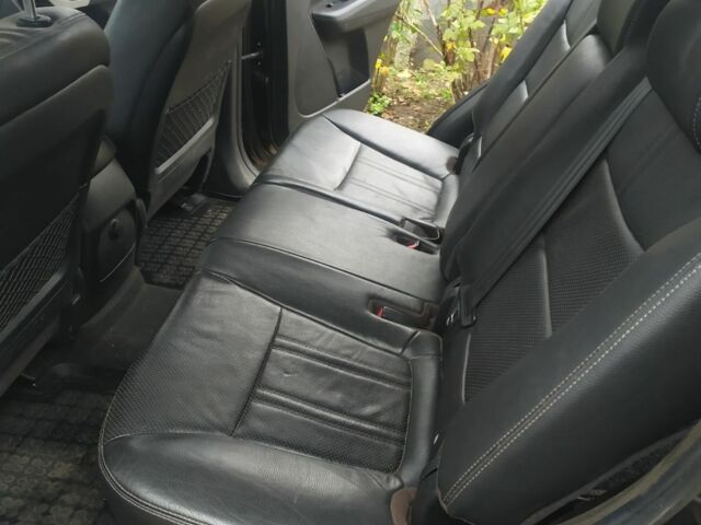 Чорний Кіа Соренто, об'ємом двигуна 2.4 л та пробігом 127 тис. км за 12000 $, фото 4 на Automoto.ua