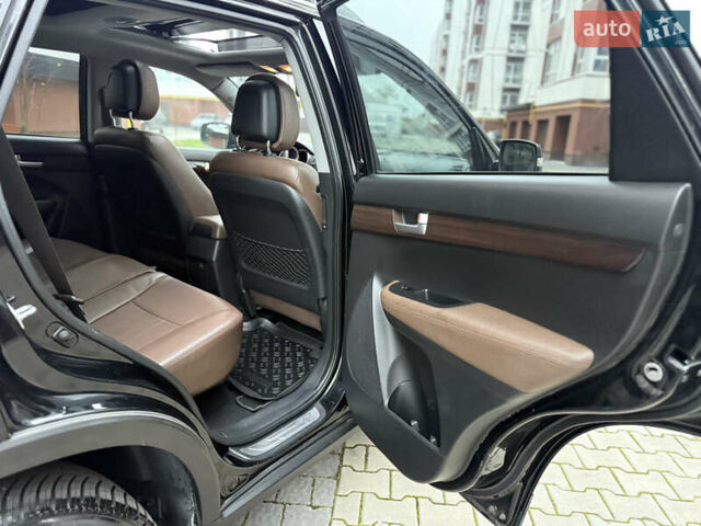Чорний Кіа Соренто, об'ємом двигуна 2.2 л та пробігом 215 тис. км за 13150 $, фото 43 на Automoto.ua