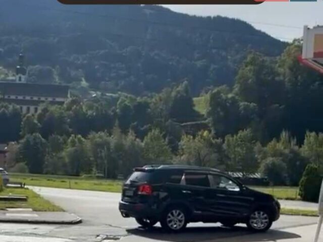 Черный Киа Соренто, объемом двигателя 2.2 л и пробегом 242 тыс. км за 13700 $, фото 5 на Automoto.ua