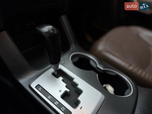 Чорний Кіа Соренто, об'ємом двигуна 2.2 л та пробігом 215 тис. км за 13150 $, фото 29 на Automoto.ua