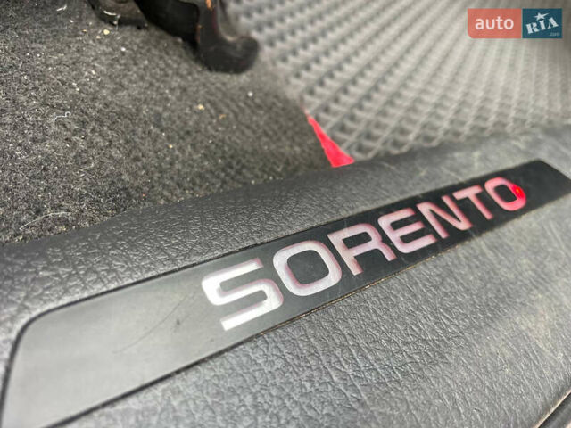 Черный Киа Соренто, объемом двигателя 2.2 л и пробегом 205 тыс. км за 14199 $, фото 49 на Automoto.ua