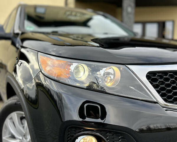 Черный Киа Соренто, объемом двигателя 2.2 л и пробегом 215 тыс. км за 13700 $, фото 3 на Automoto.ua